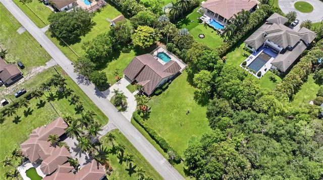 11400 NW 20th Ct, Plantation, FL 33323