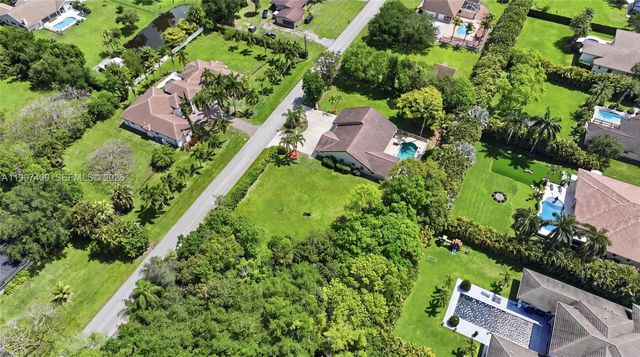 11400 NW 20th Ct, Plantation, FL 33323