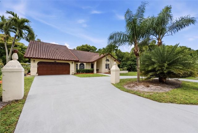 11400 NW 20th Ct, Plantation, FL 33323