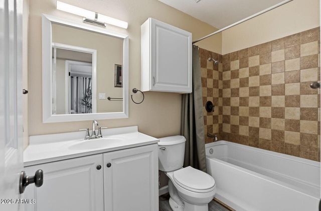 18421 N 45TH Drive, Glendale, AZ 85308