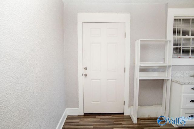 805 Main Street East, Hartselle, AL 35640