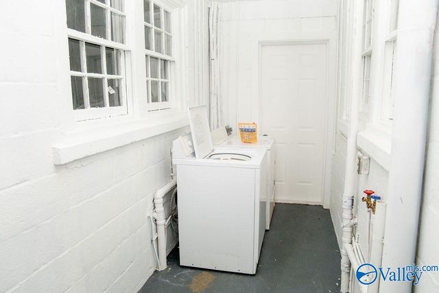 805 Main Street East, Hartselle, AL 35640