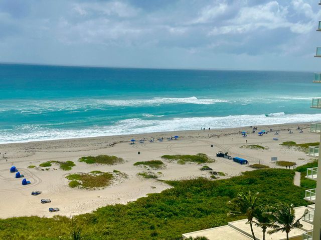 2800 N Ocean Drive B-14-d, Singer Island, FL 33404