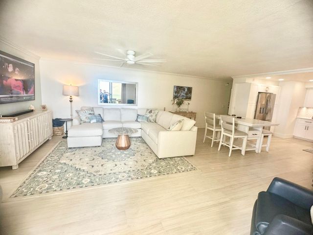 2800 N Ocean Drive B-14-d, Singer Island, FL 33404