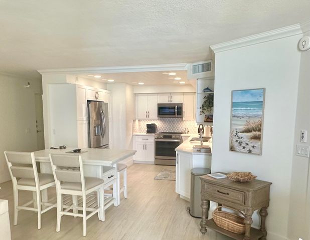 2800 N Ocean Drive B-14-d, Singer Island, FL 33404