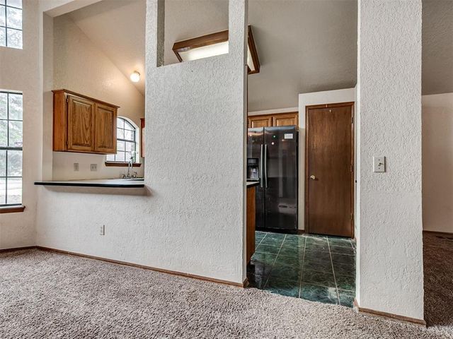 3908 Goshawk Circle, Norman, OK 73072