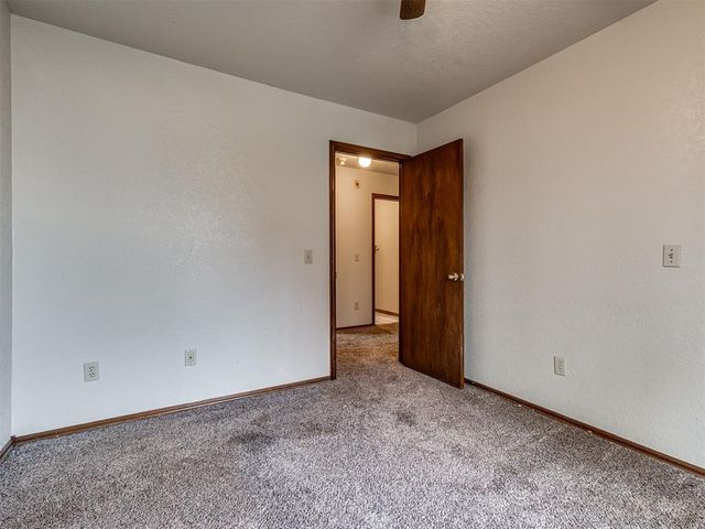 3908 Goshawk Circle, Norman, OK 73072