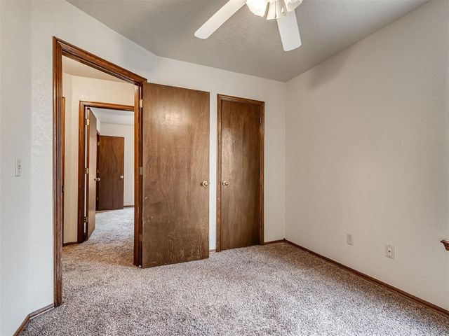 3908 Goshawk Circle, Norman, OK 73072