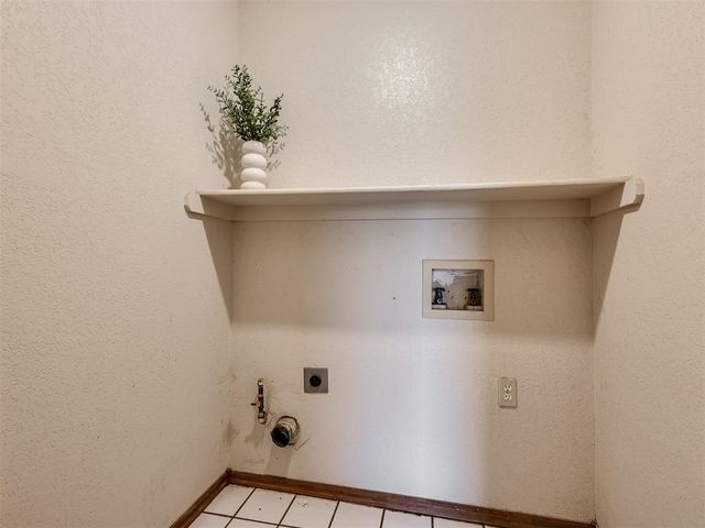 3908 Goshawk Circle, Norman, OK 73072