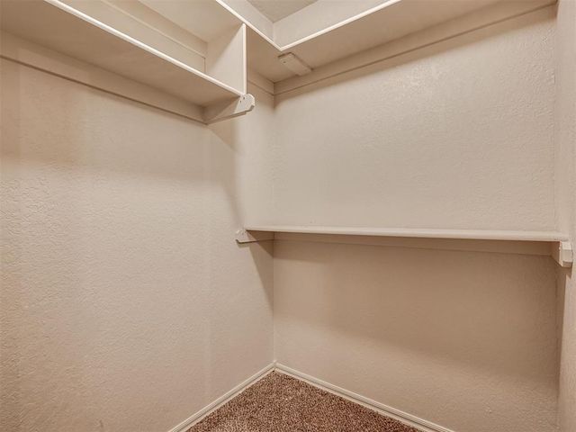 3908 Goshawk Circle, Norman, OK 73072