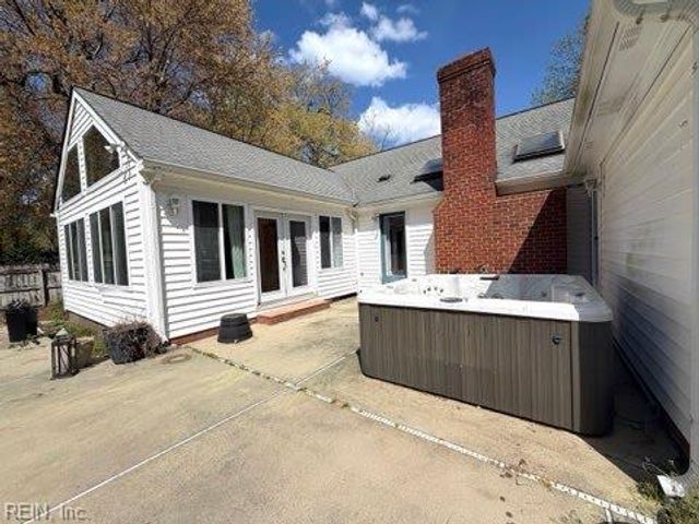 1028 Ramsgate LN, Chesapeake, VA 23322