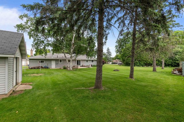 829 HAASE STREET, Neenah, WI 54956