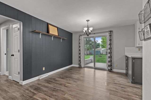 829 HAASE STREET, Neenah, WI 54956