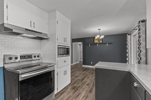 829 HAASE STREET, Neenah, WI 54956