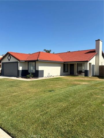 17835 Dianthus Avenue, Fontana, CA 92335