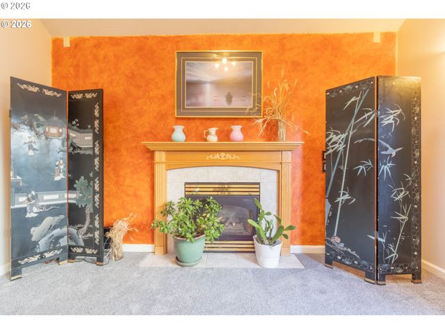 4366 BERRY Ln, Eugene, OR 97404