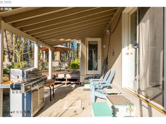 4366 BERRY Ln, Eugene, OR 97404