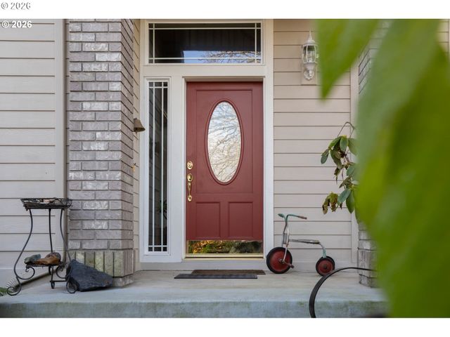 4366 BERRY Ln, Eugene, OR 97404