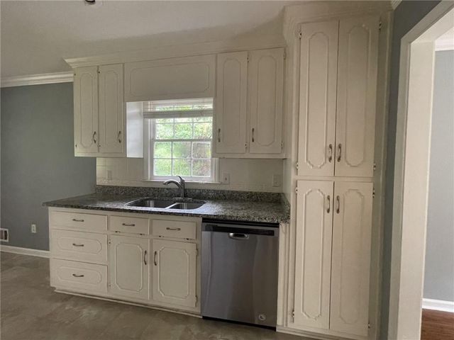 96 Frances Drive, Dallas, GA 30157