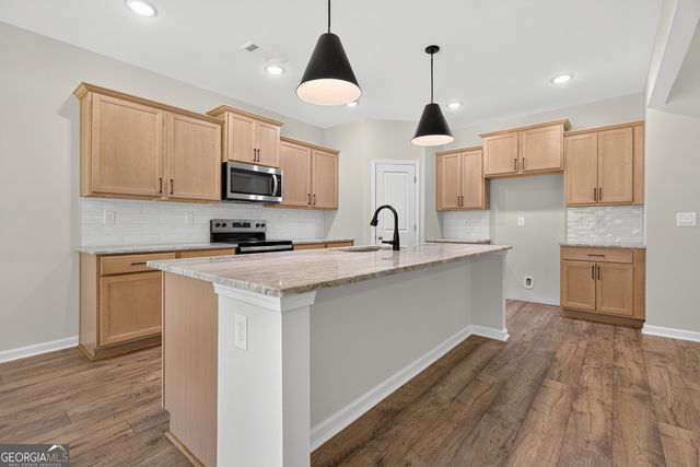 2023 Oconee Bluff Drive, Athens, GA 30601