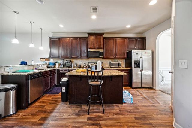 1417 Sterlingbrooke Drive, Powder Springs, GA 30127