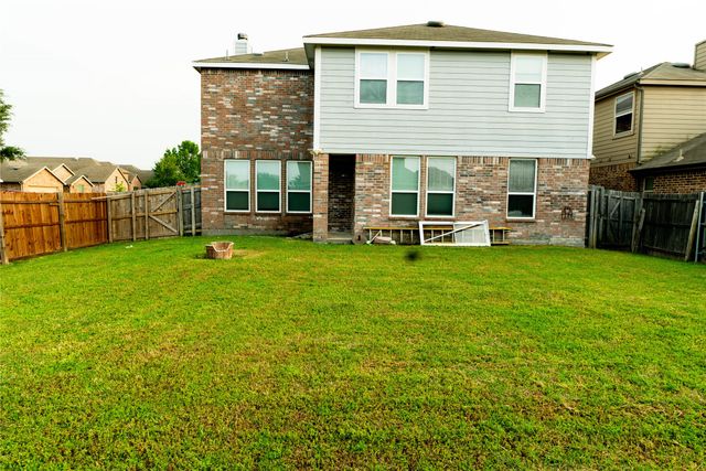 2000 Uvalde Drive, Forney, TX 75126