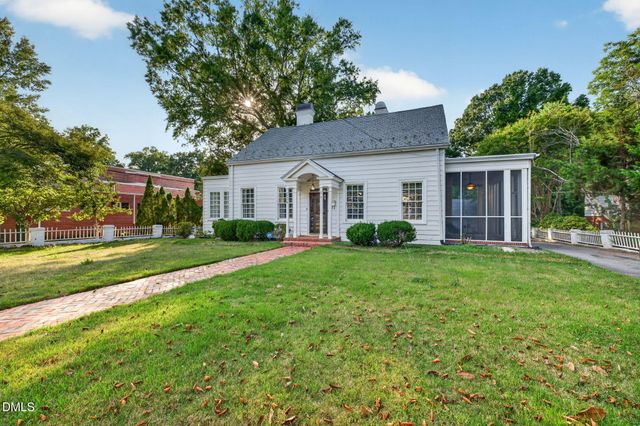 934 S Chestnut Street, Henderson, NC 27536