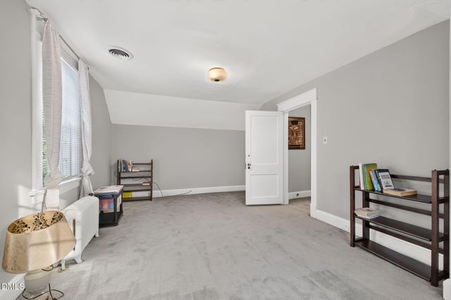 934 S Chestnut Street, Henderson, NC 27536
