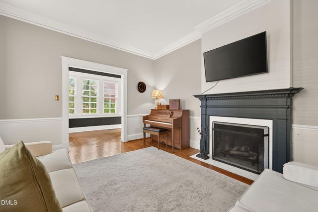 934 S Chestnut Street, Henderson, NC 27536