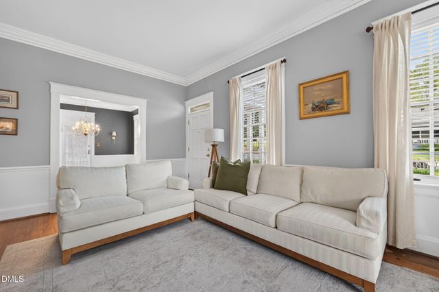 934 S Chestnut Street, Henderson, NC 27536