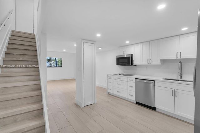 5750 Turin St 206, Coral Gables, FL 33146