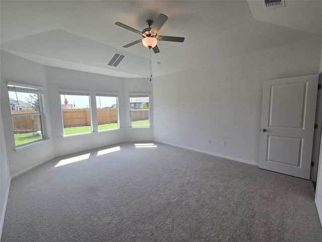 715 Universal DR, Hutto, TX 78634