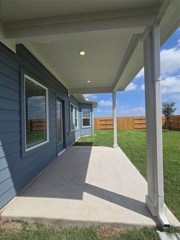 715 Universal DR, Hutto, TX 78634