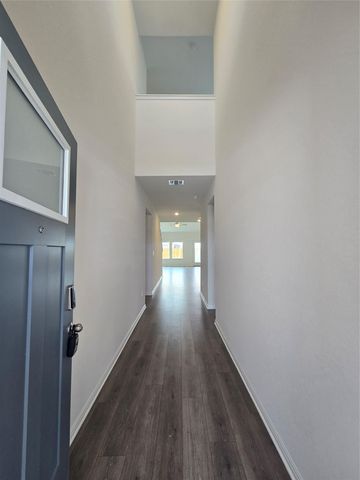 715 Universal DR, Hutto, TX 78634