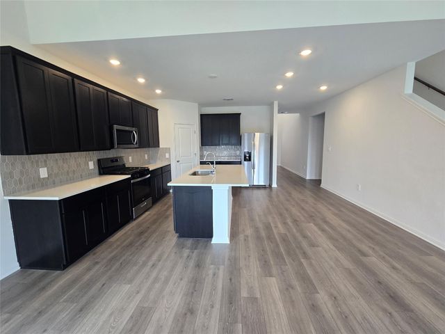 715 Universal DR, Hutto, TX 78634