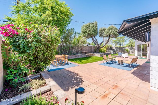 8407 E RANCHO VISTA Drive, Scottsdale, AZ 85251