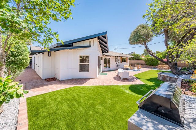 8407 E RANCHO VISTA Drive, Scottsdale, AZ 85251