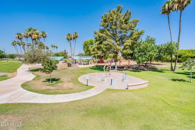 8407 E RANCHO VISTA Drive, Scottsdale, AZ 85251