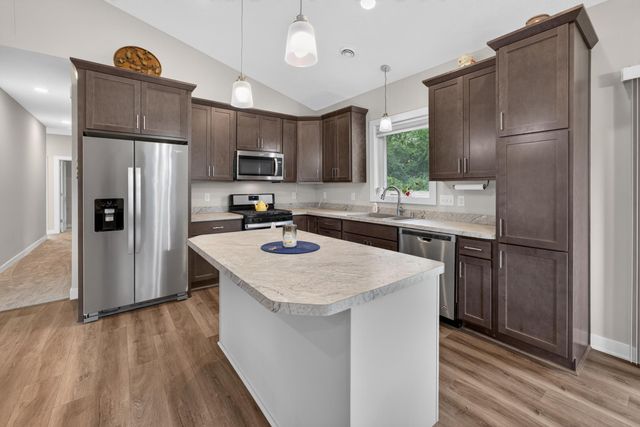 4769 381st Trail, North Branch, MN 55056