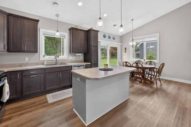 4769 381st Trail, North Branch, MN 55056