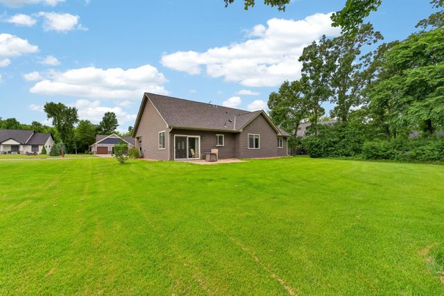 4769 381st Trail, North Branch, MN 55056
