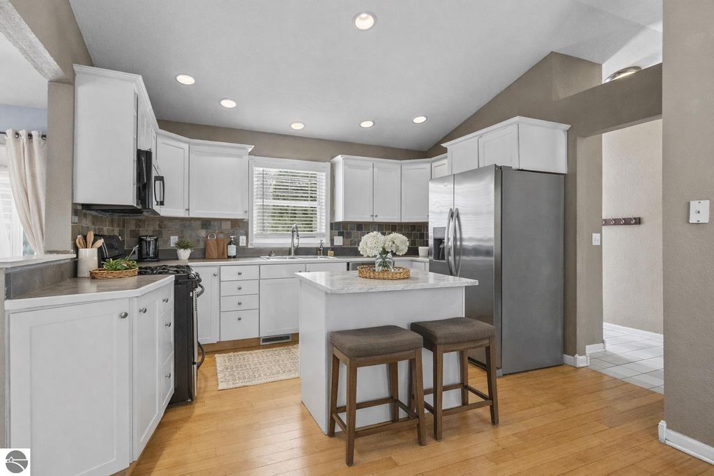 Image 16 of property listing at 834 Shamrock Lane, Traverse City, MI 49696