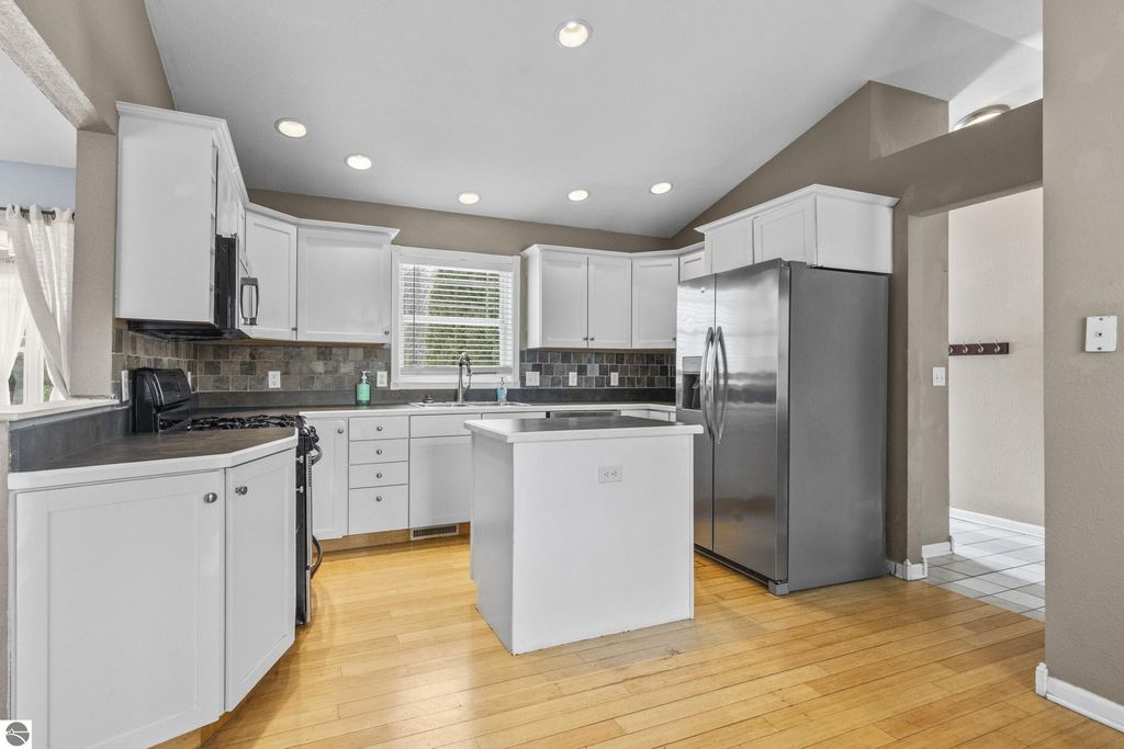 Image 17 of property listing at 834 Shamrock Lane, Traverse City, MI 49696