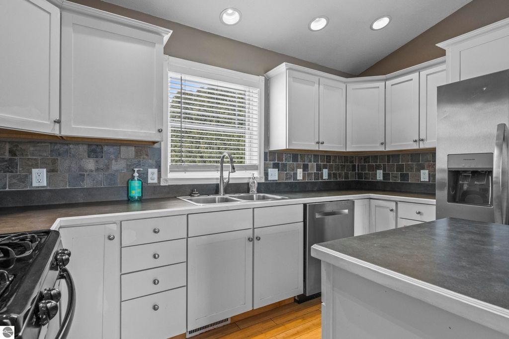 Image 19 of property listing at 834 Shamrock Lane, Traverse City, MI 49696