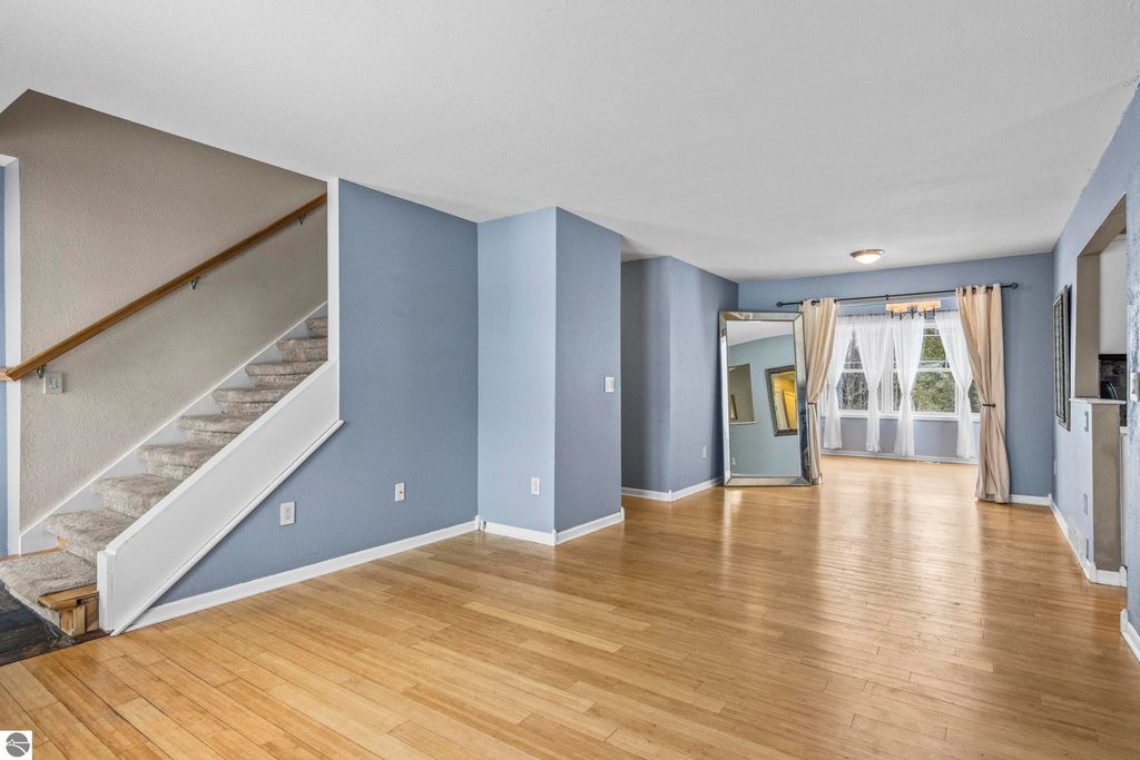 Image 7 of property listing at 834 Shamrock Lane, Traverse City, MI 49696