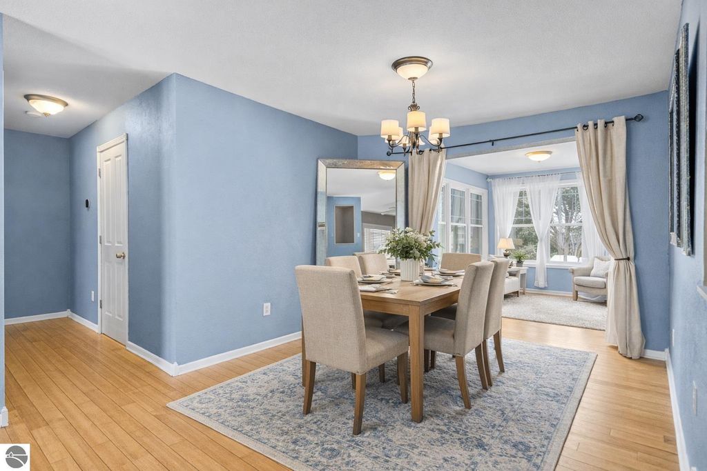 Image 8 of property listing at 834 Shamrock Lane, Traverse City, MI 49696