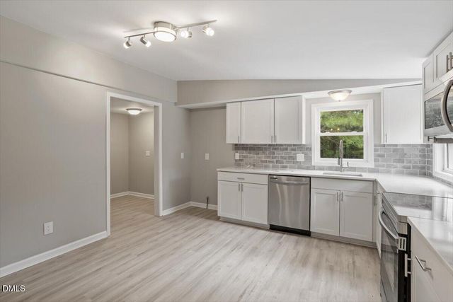 581 Ed Thomas Road, Cameron, NC 28326