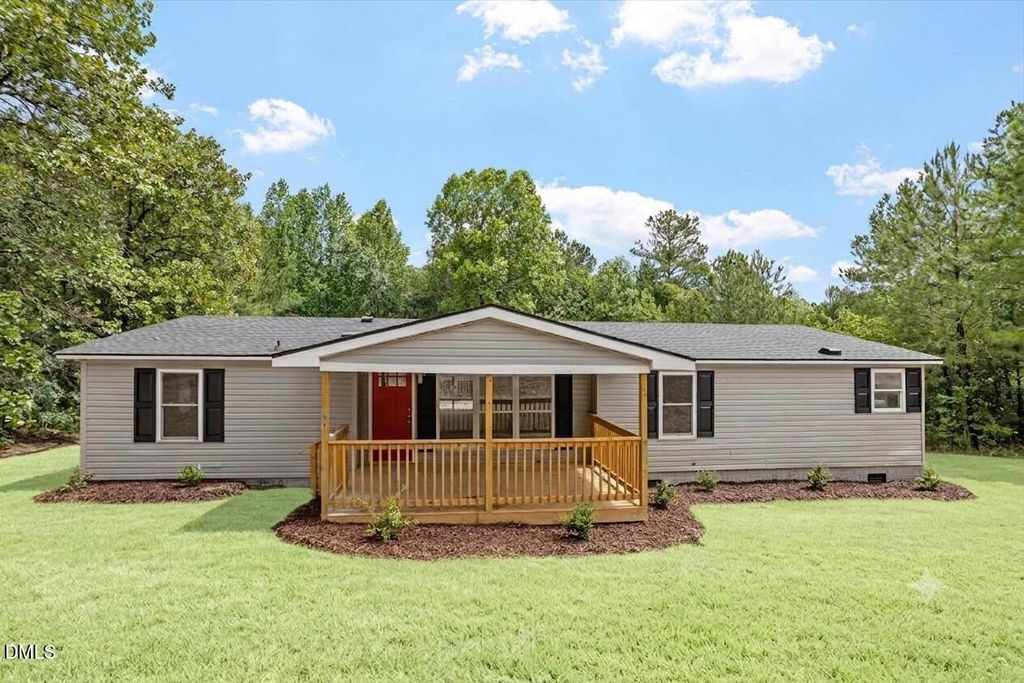 581 Ed Thomas Road, Cameron, NC 28326