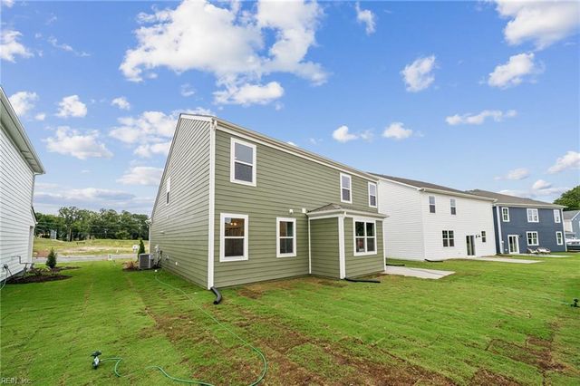 4048 Brians LN, Suffolk, VA 23434