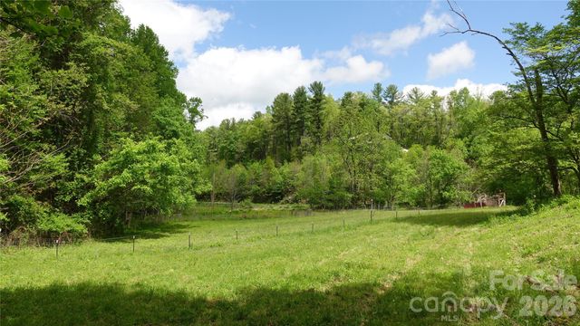 3151 Lumptown Road, Marshall, NC 28753